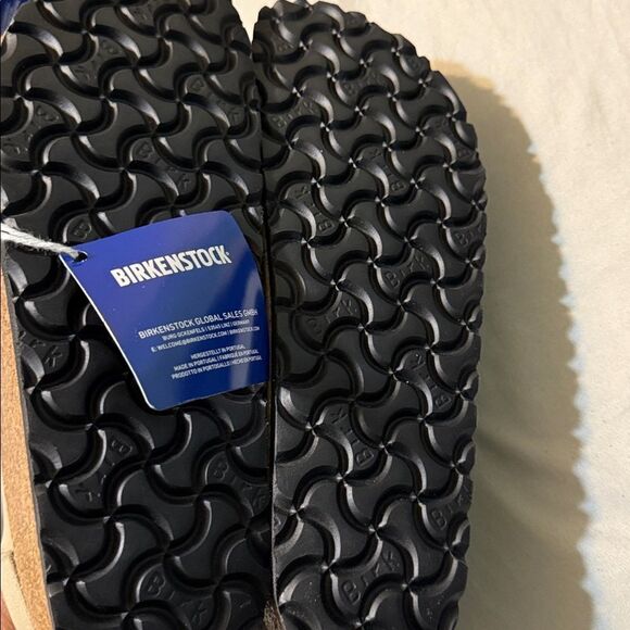 NEW! Birkenstock Buckley - Picture 7 of 10